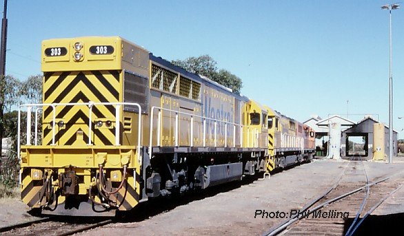 q303q309l275kalgoorlie22april98.jpg